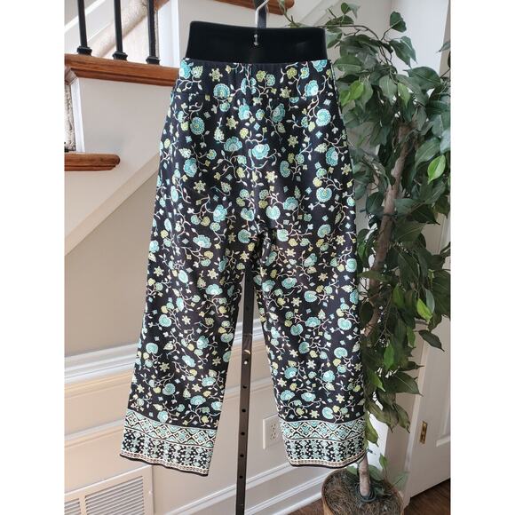 Harold's Women's Black Floral Cotton Casual High Rise Staight Pant Size 6 - Picture 4 of 11